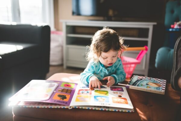 保育園でのお勉強とは？子どもの成長にどう影響するの？